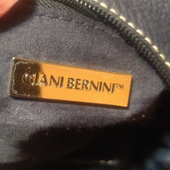 GIANA BERNINI | Navy Blue Peebled Leather Crossbody Bag Purse - Picture 4 of 8